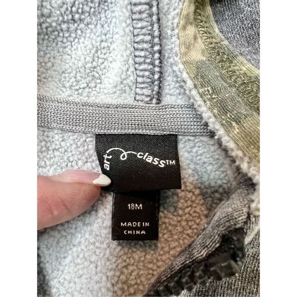 Art Class Charcoal Grey Hooded Full Zip Jacket Camo Trim Kidcore sz 18 months - Picture 5 of 9